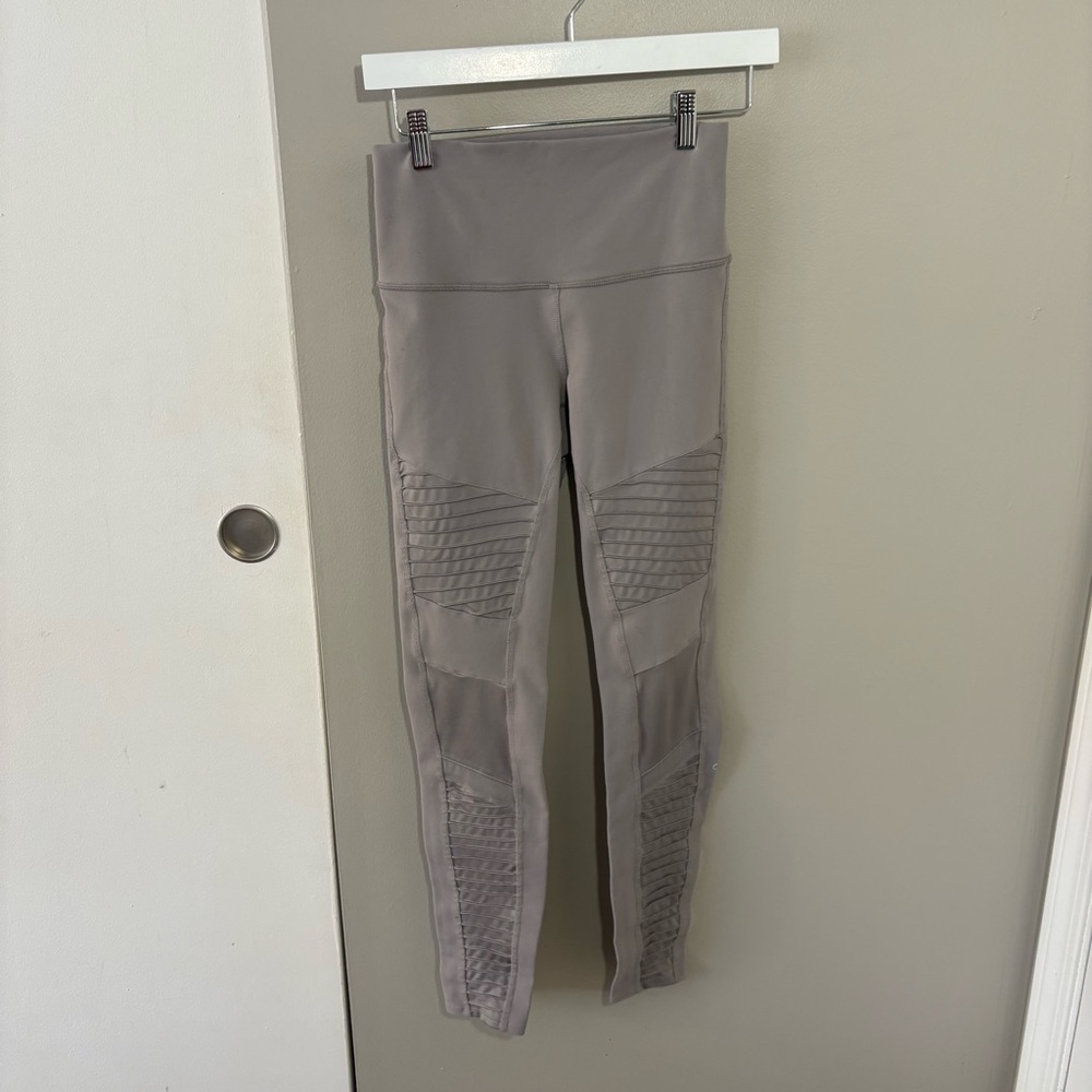 ALO Yoga High Waist Moto Leggings Alloy Light Grey Size Small